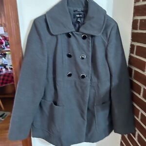 Style & Co.size large women’s gray Peter Pan collar double breasted coat